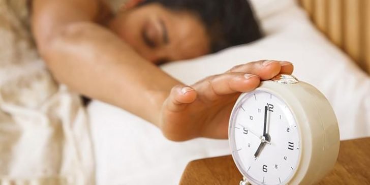 ¿Por qué siempre te despiertas justo antes de que suene la alarma? Hablemos del reloj biológico