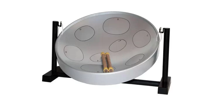 Steel Pan, el instrumento musical que nació a partir de los barriles de petróleo.
